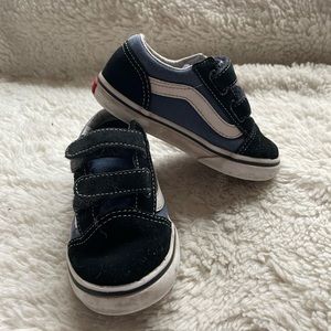 Vans toddler size 8.5 (boys or girls)